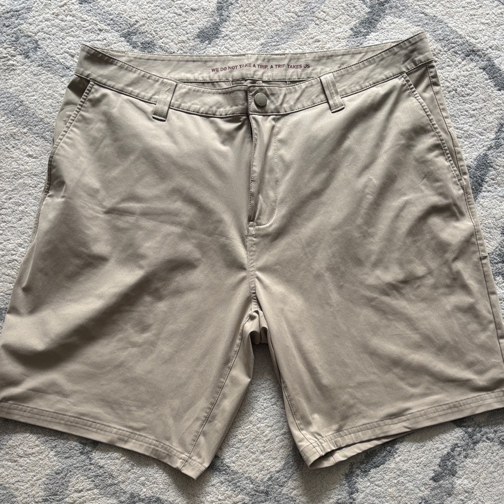 Rhône golf commuter  Shorts 8.5 inseam